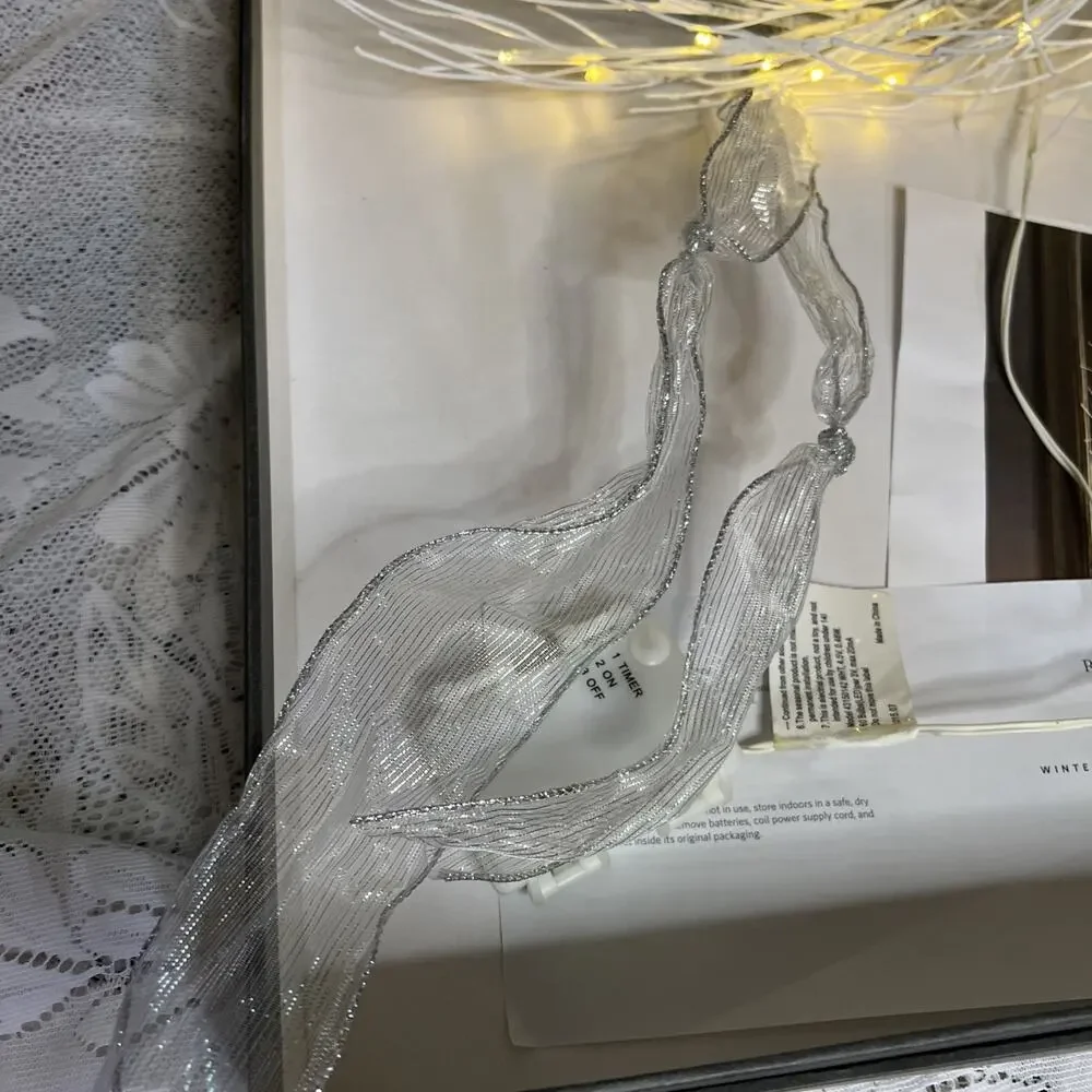 Restoration Hardware Winter Wonderland 24” Warm White Starry Lighted Wreath Box